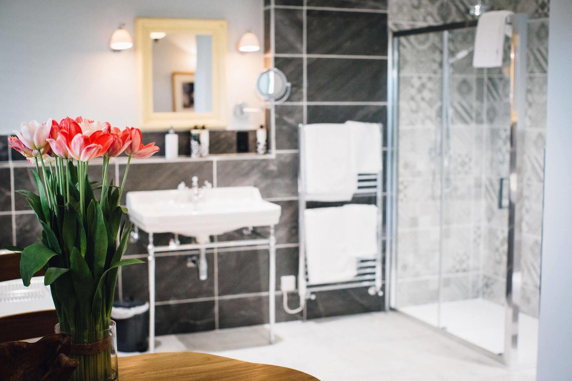 Lyth Valley Country House Кендал Екстериор снимка